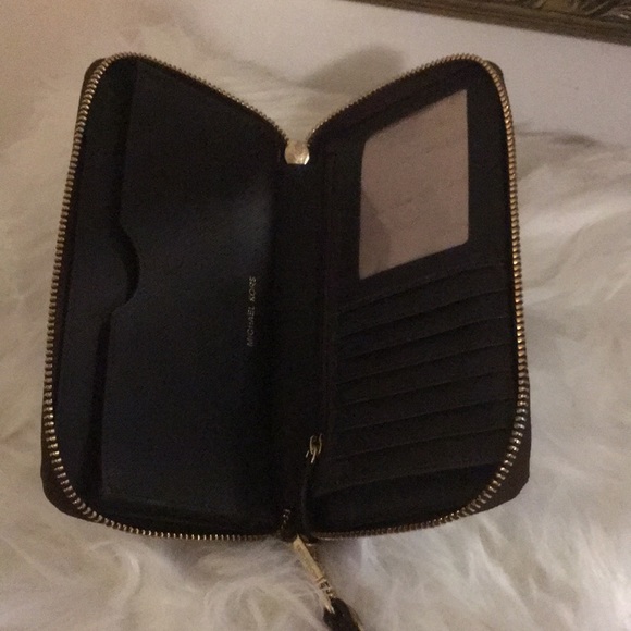 MICHAEL Michael Kors Handbags - Michael Kors wallet